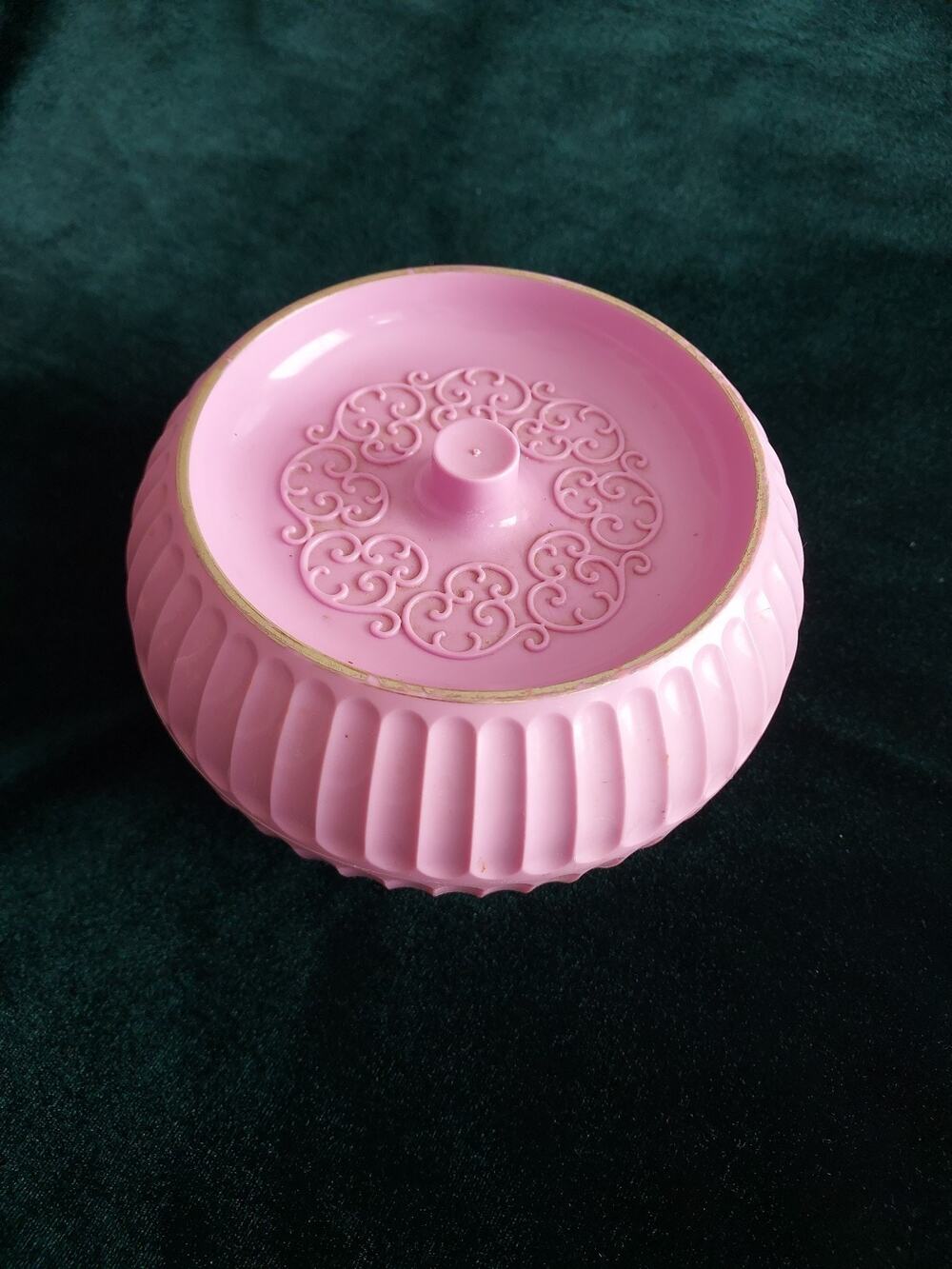 Vintage PERSIAN LILAC April Showers 5oz Perfume DUSTING POWDER Vintage Box +Puff
